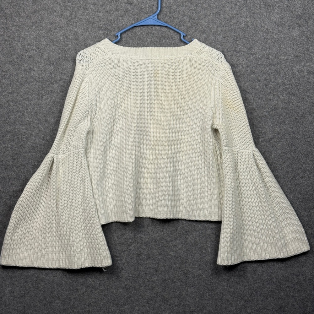 Free People Cream Bell Sleeve Knit Sweater V Neck Cropped Cozy Boho Size S - Picture 3 of 9